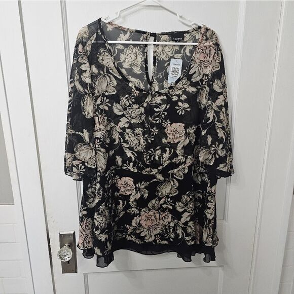 NWT Torrid blouse sz 3 - Picture 1 of 5